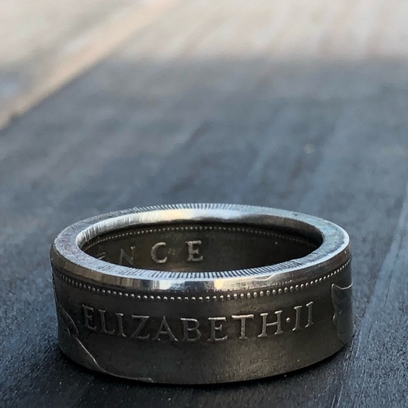 COPY - Doblelook uniquehandmade Queen Elizabeth c… - Picture 4 of 8